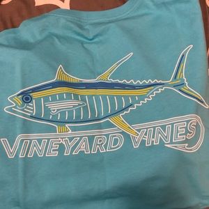 VINEYARD VINES T SHIRT